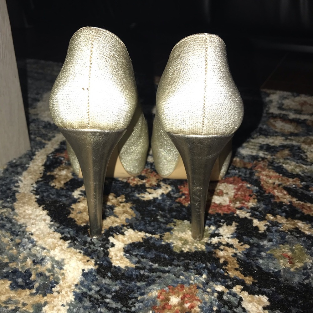 Metallic Heels - Picture 2 of 4
